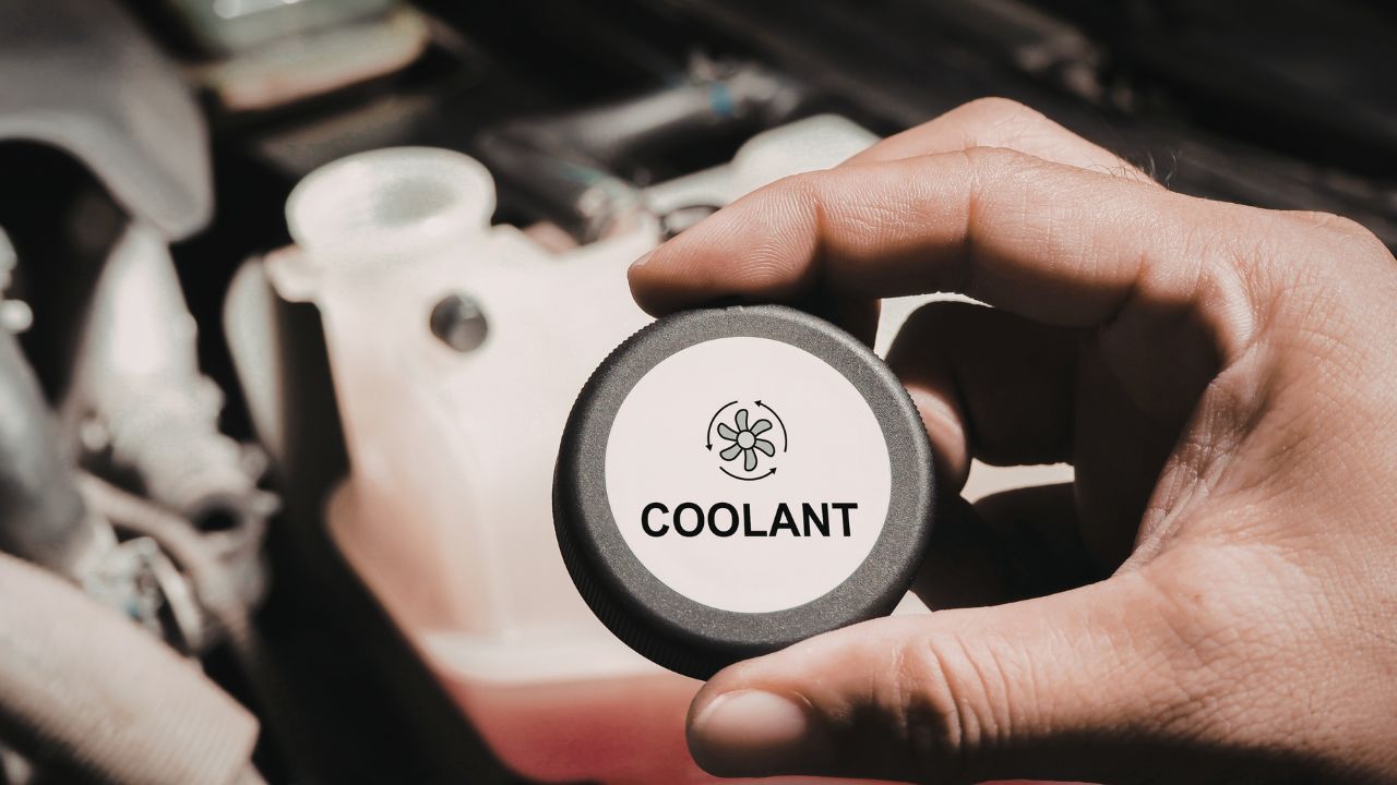 Why Does My Car Overheat in Traffic but Not on the Freeway? | Glenn’s Auto Service